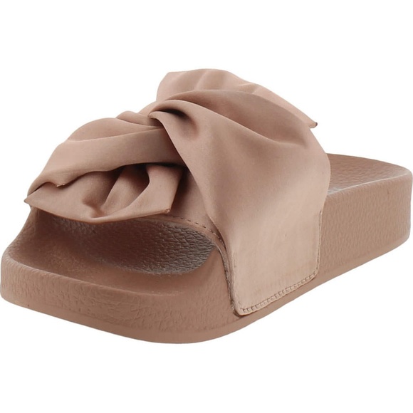 Kenneth Cole Kids Shoes - Assorted Sizes - Picture 3 of 6